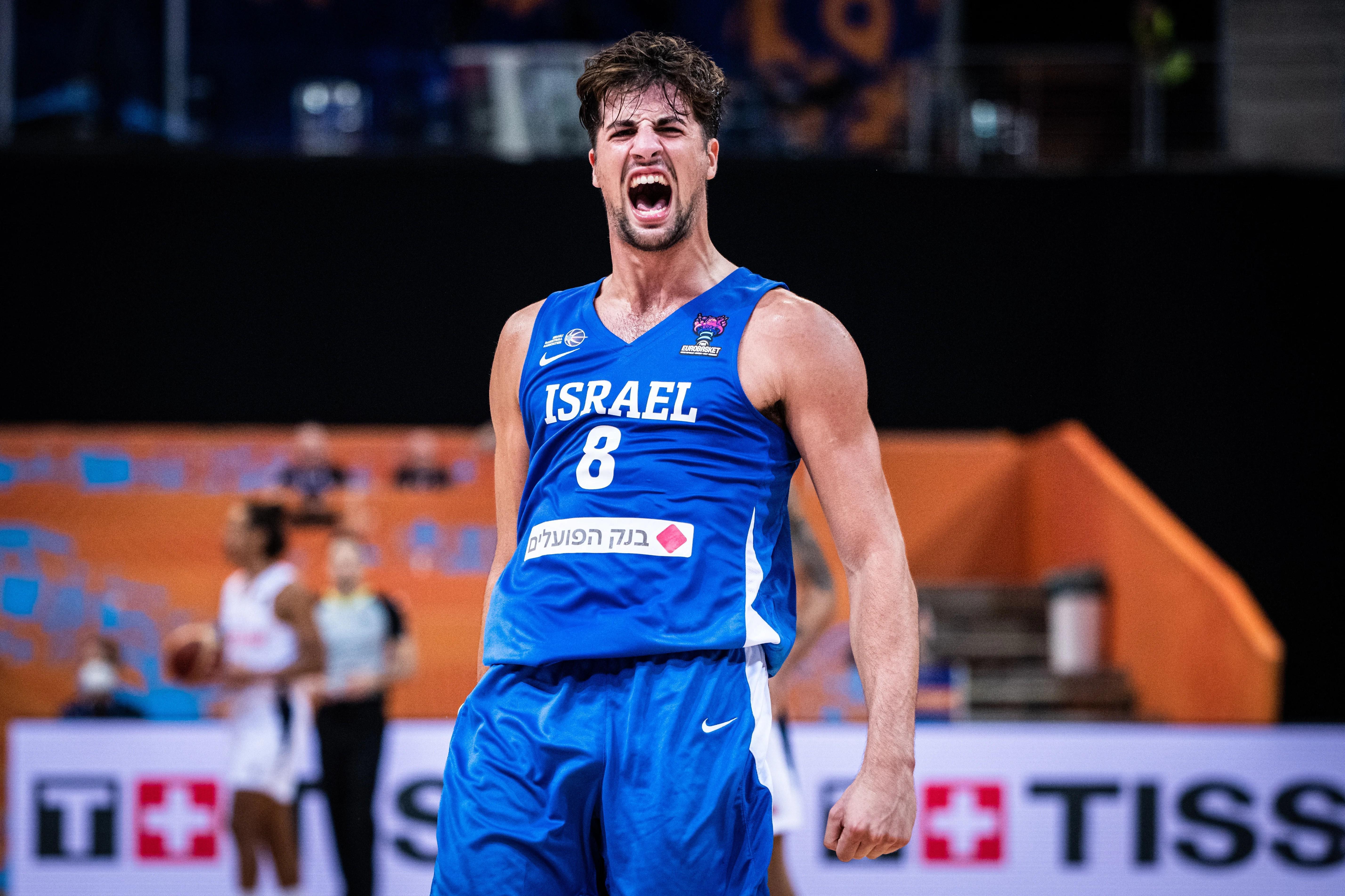 阿夫迪亚：因我是以色列人而指责我毫无理由，中东以外的人不该指手画脚